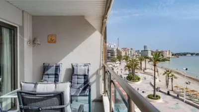 Top-floor apartment on Calle de Gibraltar photo 40