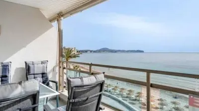 Top-floor apartment on Calle de Gibraltar photo 42