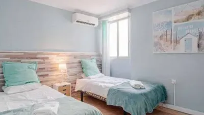 Top-floor apartment on Calle de Gibraltar photo 54