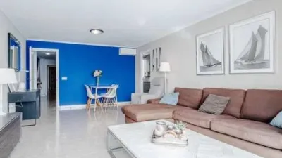 Top-floor apartment on Calle de Gibraltar photo 60