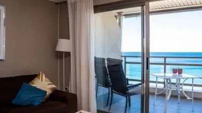 Top-floor apartment on Calle de Gibraltar photo 8