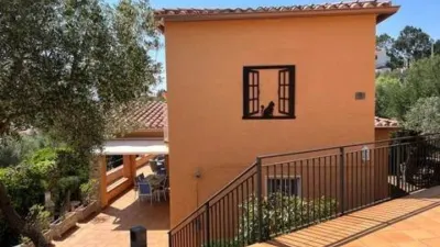 Chalet on Carrer de Navarra photo 5