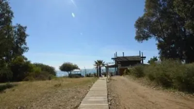 Apartment in El Paraíso-Atalaya-Benamara photo 4
