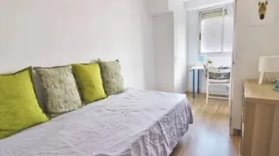 Piso en alquiler en Calle del Maestro Aguilar - Imagen 3