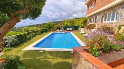 Chalet en Alella photo 3