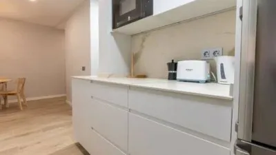 Piso en alquiler en Palacio - Imagen 5