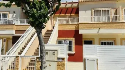Casa adosada en venta en Calle Calle Madre de Dios Mojon No Number, El Mojón (Pilar de la Horadada) de 225.000 €