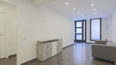 Flat in Sants photo 2