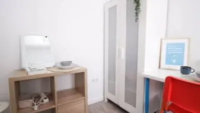 Piso en alquiler en Calle de los Santos Justo y Pastor, cerca de Carrer del Poeta Mas i Ros - Imagen 57