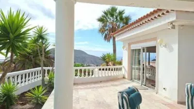 Chalet en calle Aldaba photo 9