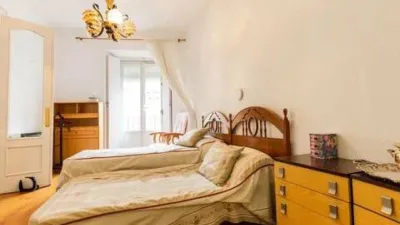 Apartment in Palacio photo 14