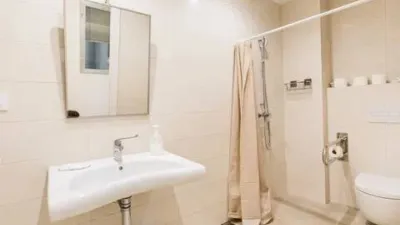 Apartment in Palacio photo 7