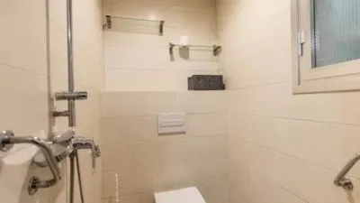 Apartment in Palacio photo 9