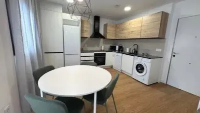Piso en alquiler en Calle de Vicente La Roda - Imagen 4