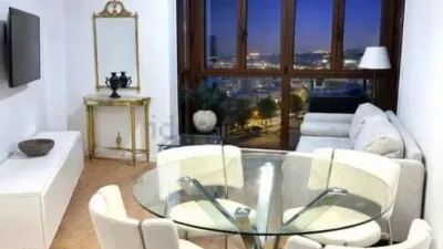 Piso en alquiler en Calle de Vicente La Roda - Imagen 2