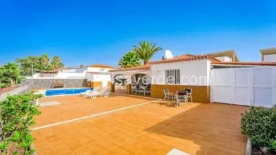 Chalet on Calle Aulaga photo 5