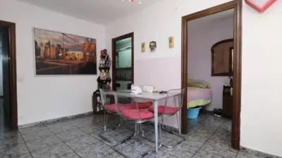 Apartment in La Prosperitat photo 3