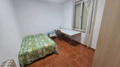 Chalet en alquiler en Paseo del Circo Romano, La Reconquista-Santa Teresa (Distrito Zona Nueva. Toledo Capital) de 1.200 €<span>/mes</span>