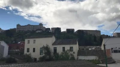 Chalet en alquiler en Paseo del Circo Romano, La Reconquista-Santa Teresa (Distrito Zona Nueva. Toledo Capital) de 1.200 €<span>/mes</span>
