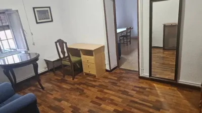Chalet en alquiler en Paseo del Circo Romano, La Reconquista-Santa Teresa (Distrito Zona Nueva. Toledo Capital) de 1.200 €<span>/mes</span>