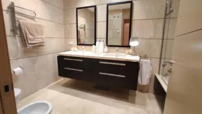 Piso en La Quinta photo 12