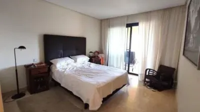 Piso en La Quinta photo 10