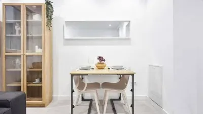 Piso en alquiler en Argüelles - Imagen 4