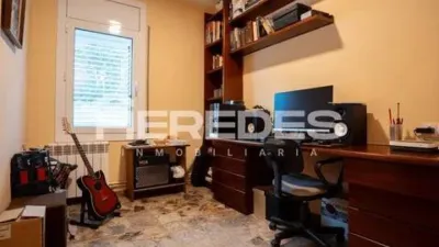 Chalet in Torrelles de Llobregat photo 17