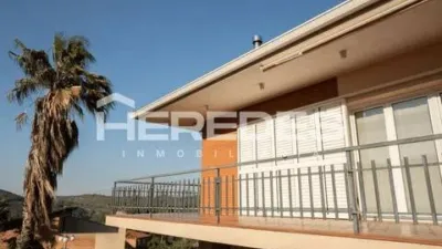 Chalet in Torrelles de Llobregat photo 39