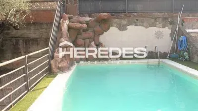 Chalet in Torrelles de Llobregat photo 11