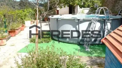 Chalet in Torrelles de Llobregat photo 18