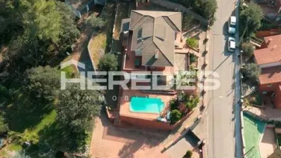 Chalet in Torrelles de Llobregat photo 43