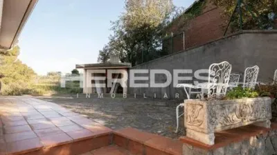 Chalet in Torrelles de Llobregat photo 30