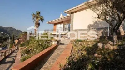 Chalet in Torrelles de Llobregat photo 38