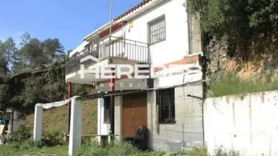 Chalet in Torrelles de Llobregat photo 12