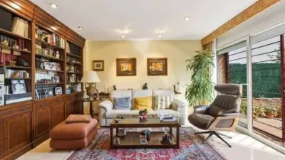 Apartment in Carrer de Francesc Cambo photo 2