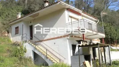 Chalet in Torrelles de Llobregat photo 19