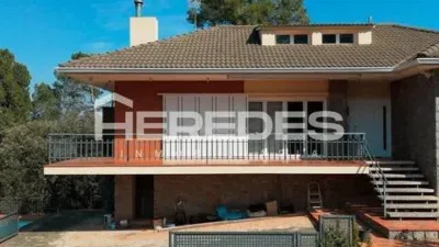 Chalet in Torrelles de Llobregat photo 42