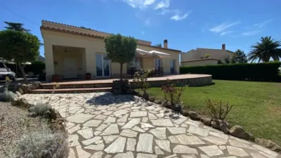 Chalet on Avinguda dels Països Baixos photo 5