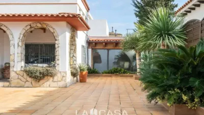 Chalet in Can Bou photo 24