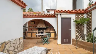 Chalet in Can Bou photo 7