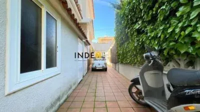 Chalet in Segur de Calafell photo 4
