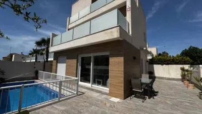 Chalet on Carrer de Numància photo 2