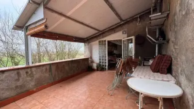 Chalet in La Bisbal d'Empordà photo 9