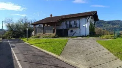 Chalet en Arrazua photo 10