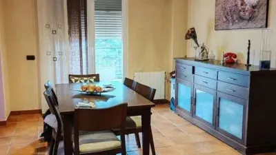 Chalet on Calle de los Sauces photo 6