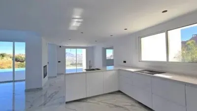 Chalet on Navarra Street photo 5