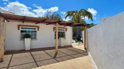 Chalet on Tres Piedras Street photo 24