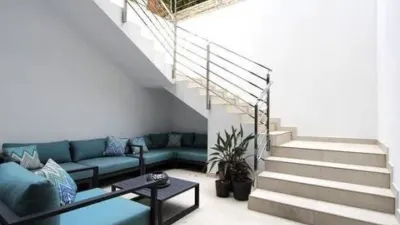 Chalet on Carrer Roma photo 9