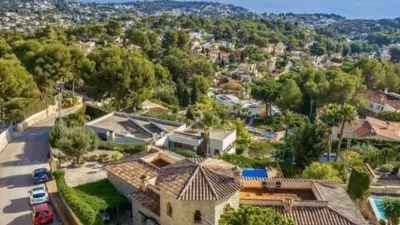 Chalet in Cala Advocat-Baladrar photo 2